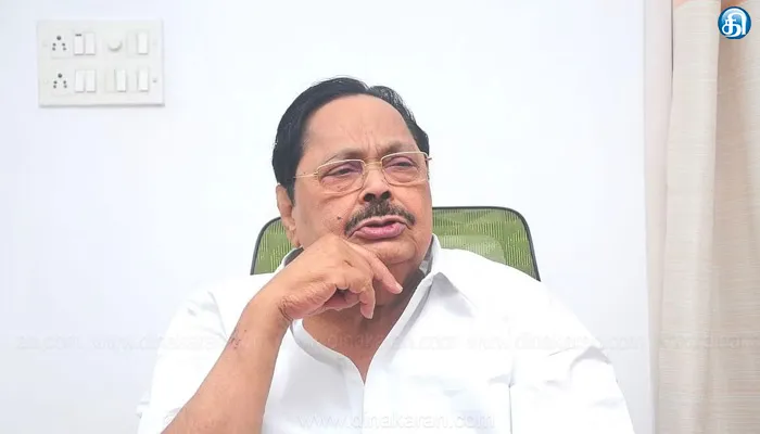 அங்கு மட்டும் சரித்திர நாயகர்?இங்கு மட்டும் மூத்த அமைச்சரா? அமைச்சர் துரைமுருகன் கலகல பேச்சு