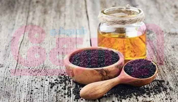 முடி உதிர்வுக்குத் தீர்வாகும் கருஞ்சீரக எண்ணெய்!