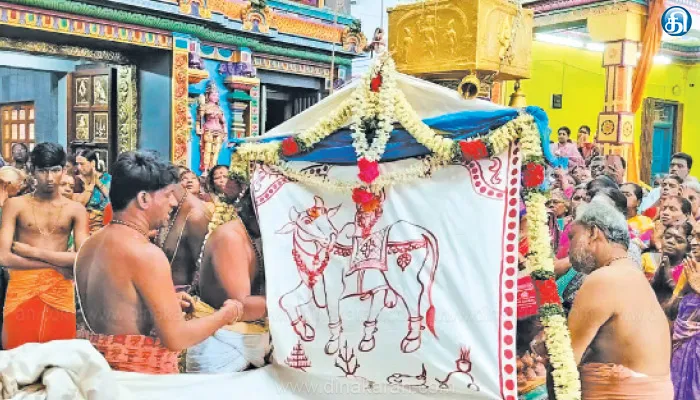 நாகை நெல்லுக்கடை மாரியம்மன் கோயிலில் சித்திரை பிரமோற்சவ விழா கொடியேற்றம்: 11ம் தேதி தேரோட்டம்