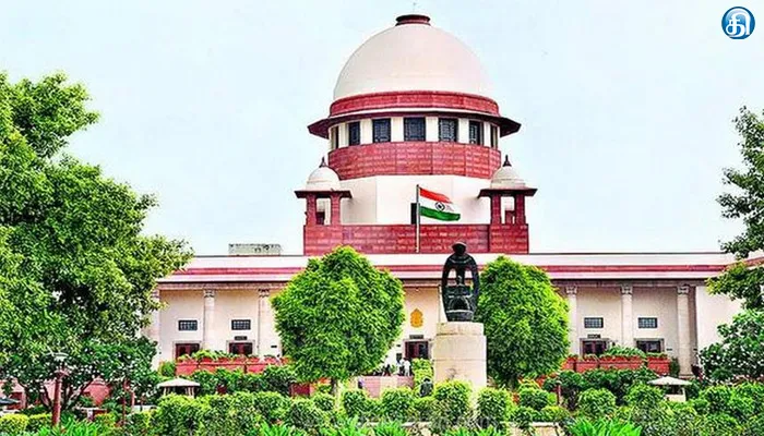 தூத்துக்குடி துப்பாக்கி சூடு விவகாரம் தகுதியின் அடிப்படையில் விசாரணை நடத்த உயர்நீதிமன்றத்திற்கு உச்ச நீதிமன்றம் உத்தரவு