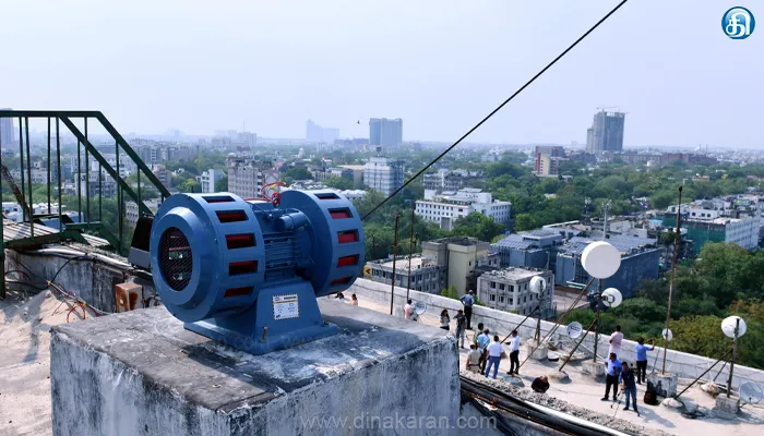 டெல்லியில் உயரமான கட்டடங்களில் கூடுதலாக 50 சைரன்கள் பொருத்தம்: அமைச்சர் பர்வேஷ் வர்மா