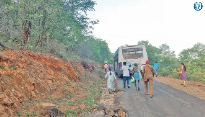 ஓவர் லோடால் பாதியில் நிற்கும் பஸ் மலை கிராமத்திற்கு கூடுதல் பஸ்கள் இயக்க நடவடிக்கை