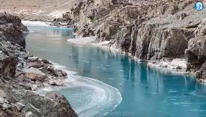 சிந்து நதி நீர் ஒப்பந்தத்தை நிறுத்தி வைக்கும் முடிவை மறுபரிசீலனை செய்ய வேண்டும்: இந்தியாவுக்கு பாக். கோரிக்கை