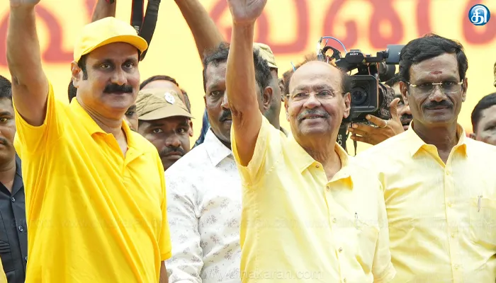 பா.ம.க. மாவட்ட செயலாளர்கள் கூட்டத்தை புறக்கணிக்கிறார் அன்புமணி?