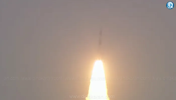 விண்ணில் பாய்ந்தது பி.எஸ்.எல்.வி. சி-61 ராக்கெட்
