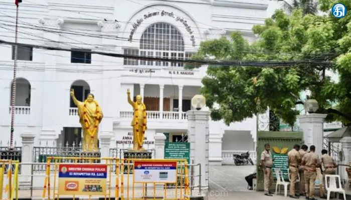 சென்னையில் வரும் 27, 28ம் தேதிகளில் அதிமுக மாவட்ட செயலாளர்கள் ஐடி விங் ஆலோசனை கூட்டம்