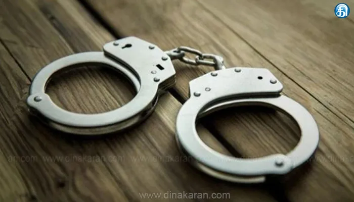 மாணவிக்கு பாலியல் தொல்லை: ஆசிரியர் கைது
