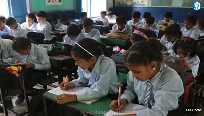 மகாராஷ்டிராவில் 1 முதல் 5ம் வகுப்பு வரை இந்தி கட்டாயம்