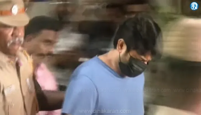 நுங்கம்பாக்கம் காவல் நிலையத்திலிருந்து மருத்துவ பரிசோதனைக்கு அழைத்துச் செல்லப்பட்டார் நடிகர் ஸ்ரீகாந்த்