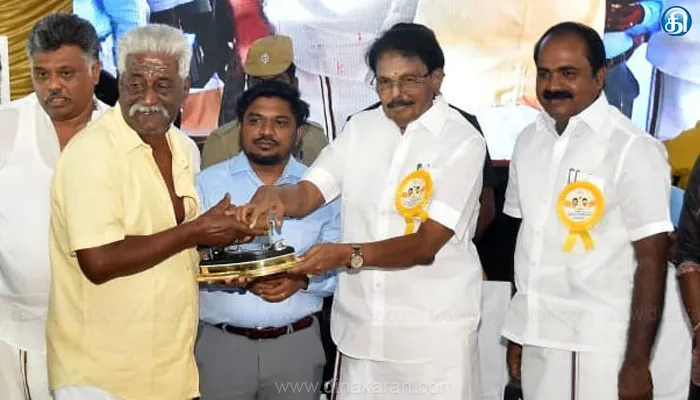 சீர்மரபினர் நலத்துறையின் சார்பில் பயனாளிகளுக்கு சீர்மரபினர் நல அடையாள அட்டைகள், நலத்திட்ட உதவிகளை வழங்கிய அமைச்சர்கள்