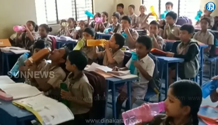 அரசுப் பள்ளிகளில் “வாட்டர் பெல்” நேரம் வழங்க வேண்டும்; பள்ளிக்கல்வித் துறை இயக்குநர் சுற்றறிக்கை