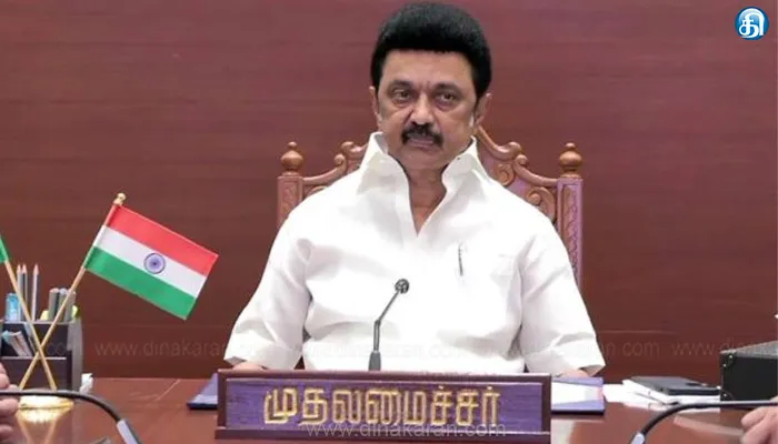 திமுக தலைவரும் முதலமைச்சருமான ஸ்டாலின் தலைமையில் காணொலியில் மாவட்ட செயலாளர்கள் கூட்டம் தொடங்கியது