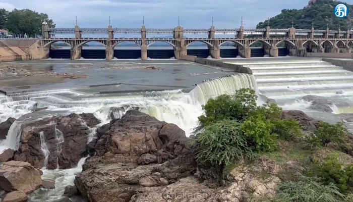 மேட்டூர் அணைக்கு நீர்வரத்து 18,615 கன அடியில் இருந்து 19,286 கனஅடியாக அதிகரிப்பு