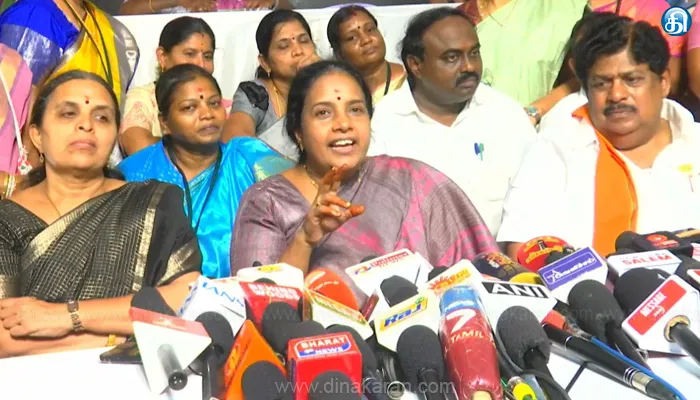 தேசிய ஜனநாயக கூட்டணியில் ஆட்சியில் பங்கு என்பதை தேசிய தலைமை தான் முடிவு செய்யும்: சேலத்தில் வானதி சீனிவாசன் பேட்டி