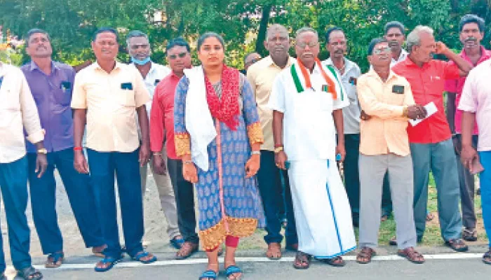 மதுராந்தகம் துணை மின் நிலையம் அருகே பொது வேலை நிறுத்த விளக்க ஆயத்த கூட்டம்